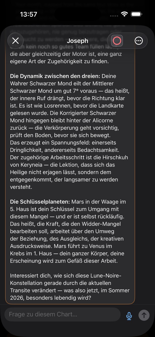 Eine Chat-Antwort über die drei Schwarzen Monde: Mars rückläufig in Opposition zum Ainkhürn, und Saturn im Transit über dem Radix-Ainkhürn, exakte Konjunktion am 18. März 2027.